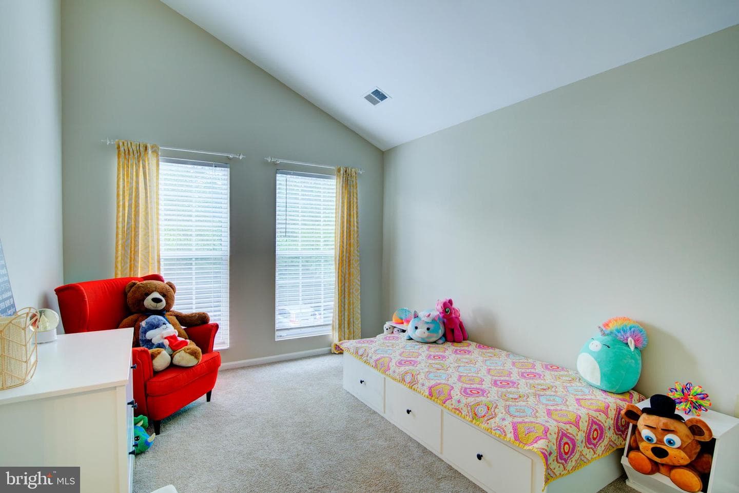 322 Deerpath Avenue SW photo 37
