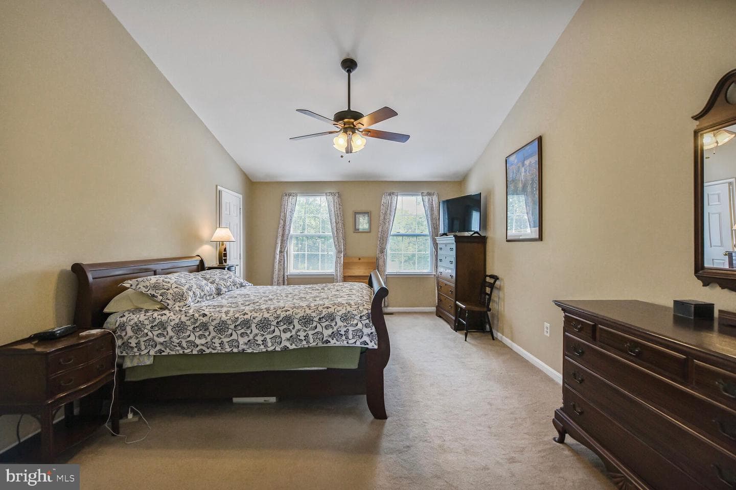 43076 Stonecottage Place photo 10