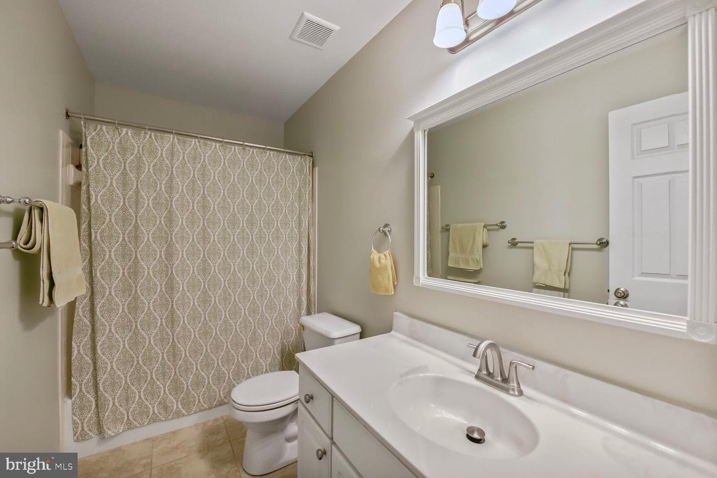 43076 Stonecottage Place photo 17
