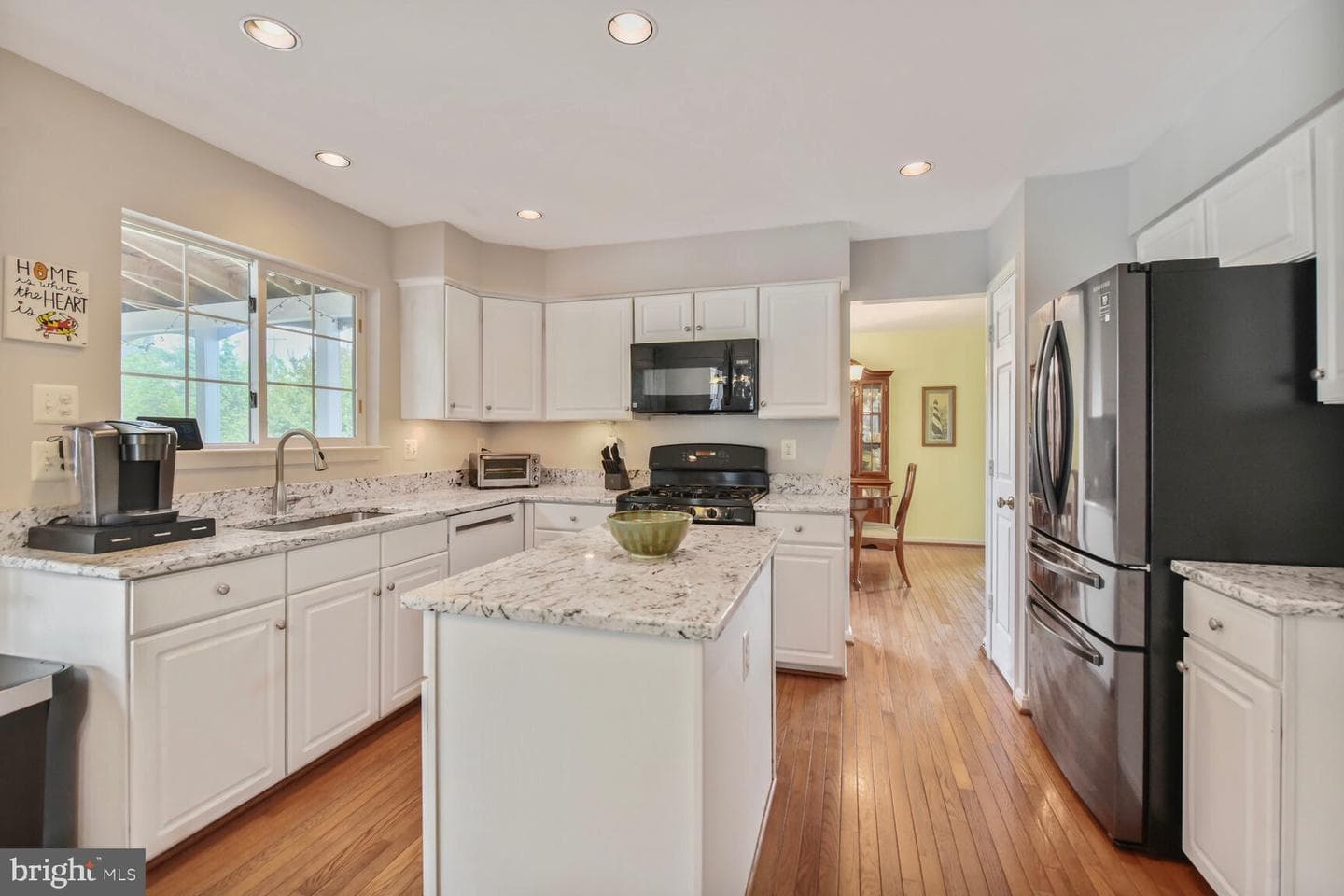 43076 Stonecottage Place photo 2