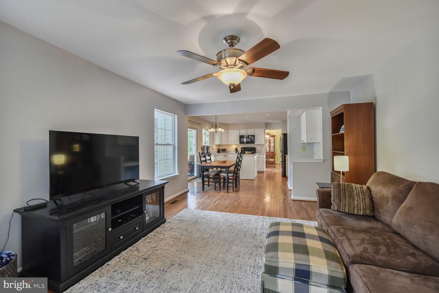 43076 Stonecottage Place photo 7