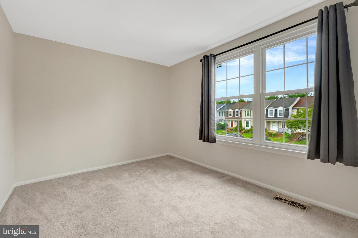 43 Southall Court photo 19