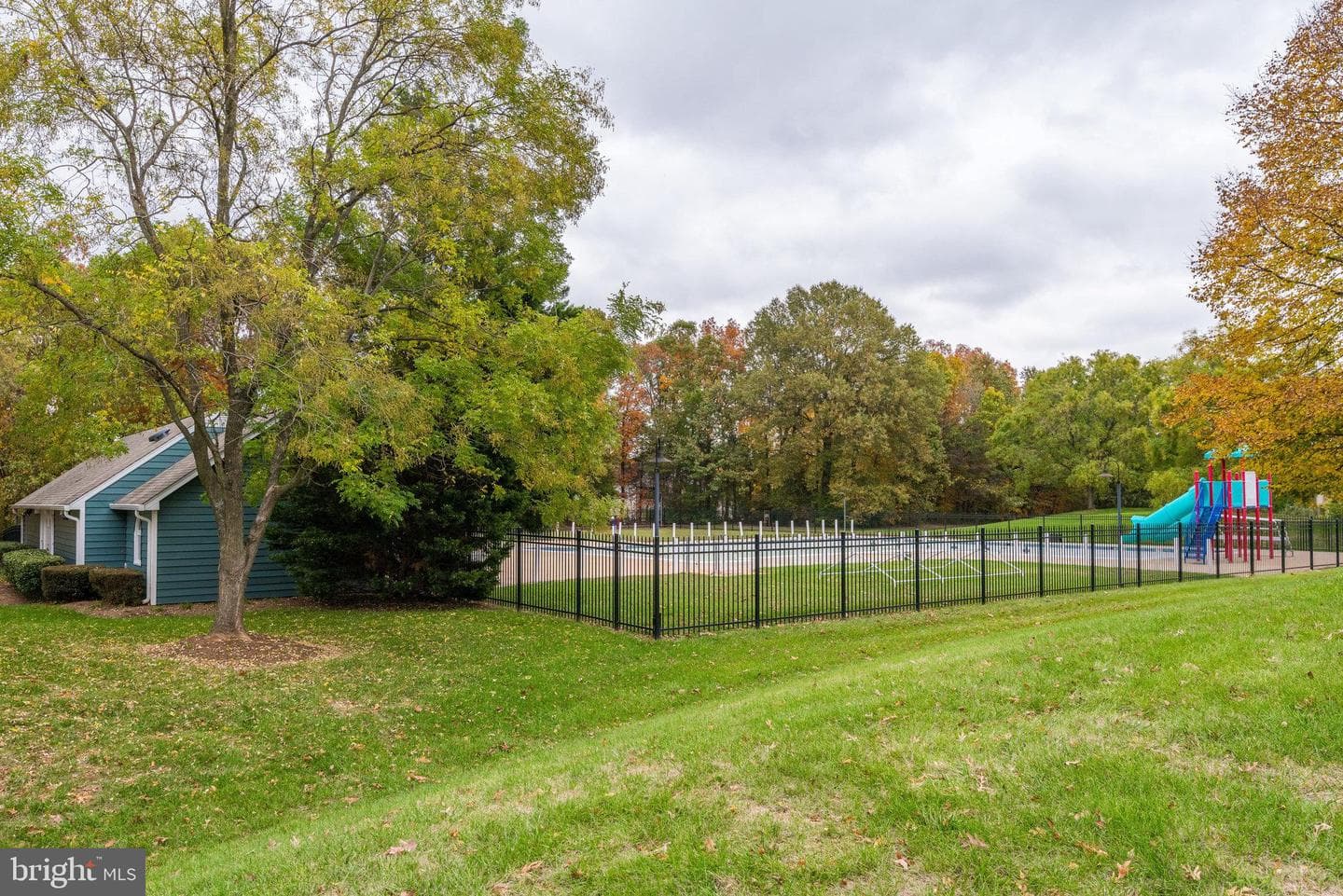 43 Southall Court photo 34