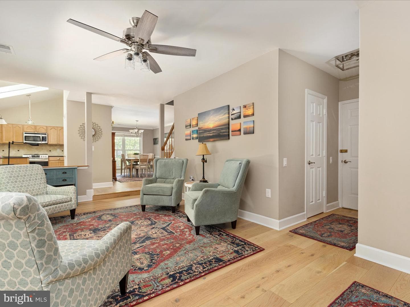 406 Deerpath Avenue SW photo 8