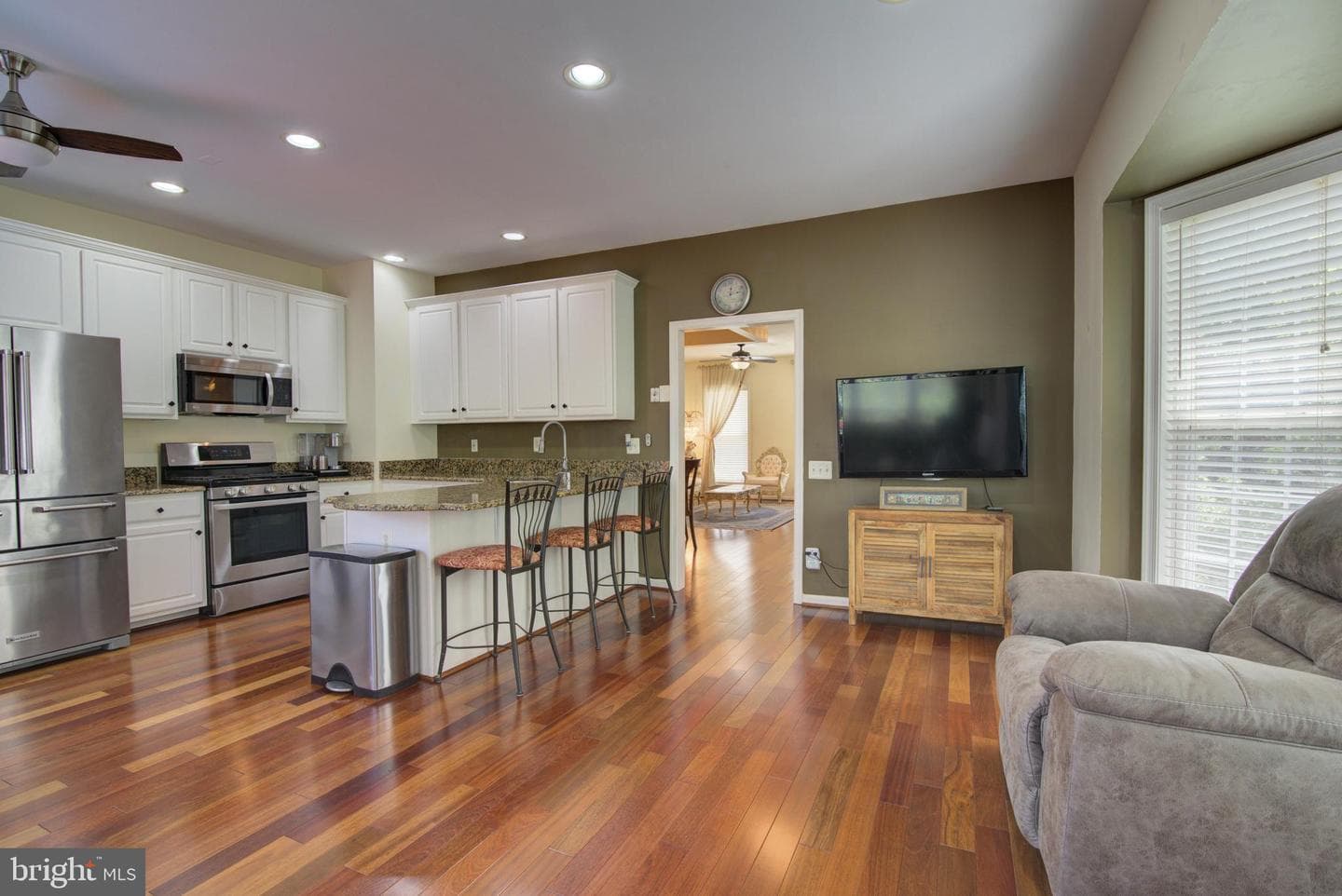 43855 Tattinger Terrace photo 14
