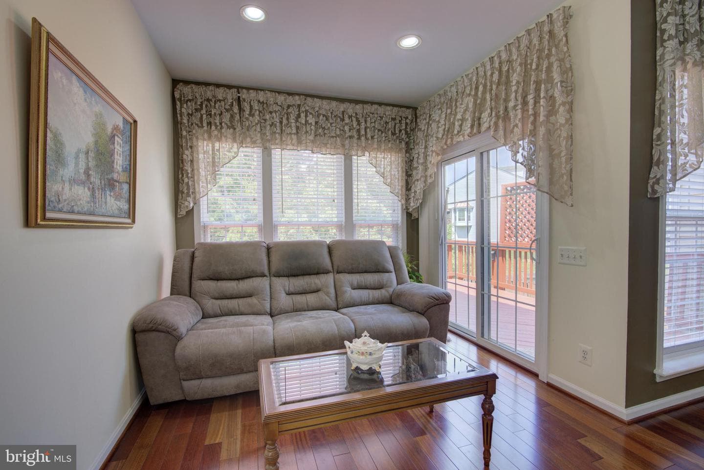 43855 Tattinger Terrace photo 20