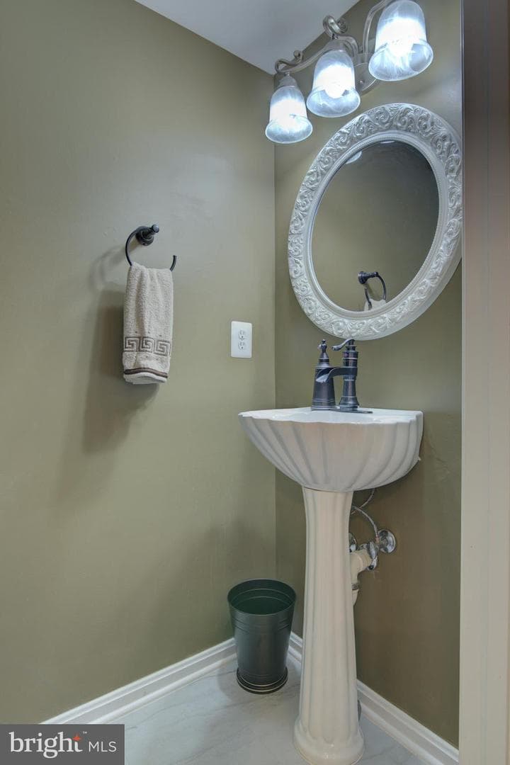 43855 Tattinger Terrace photo 22