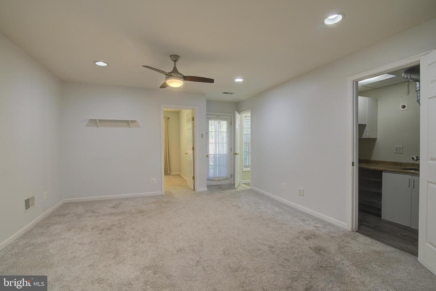 43855 Tattinger Terrace photo 38