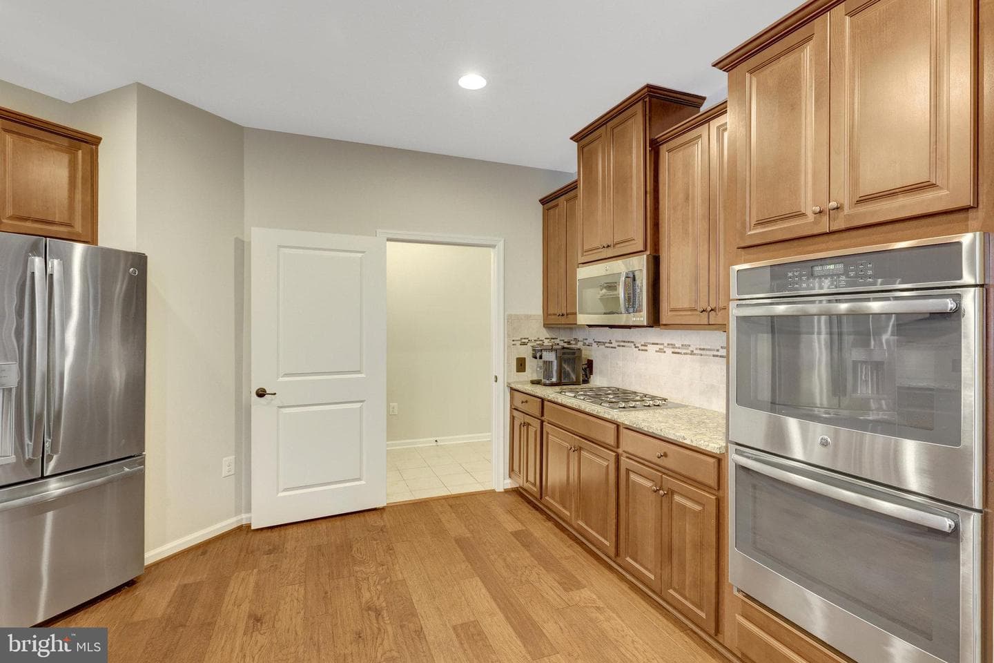 24859 Helms Terrace photo 13