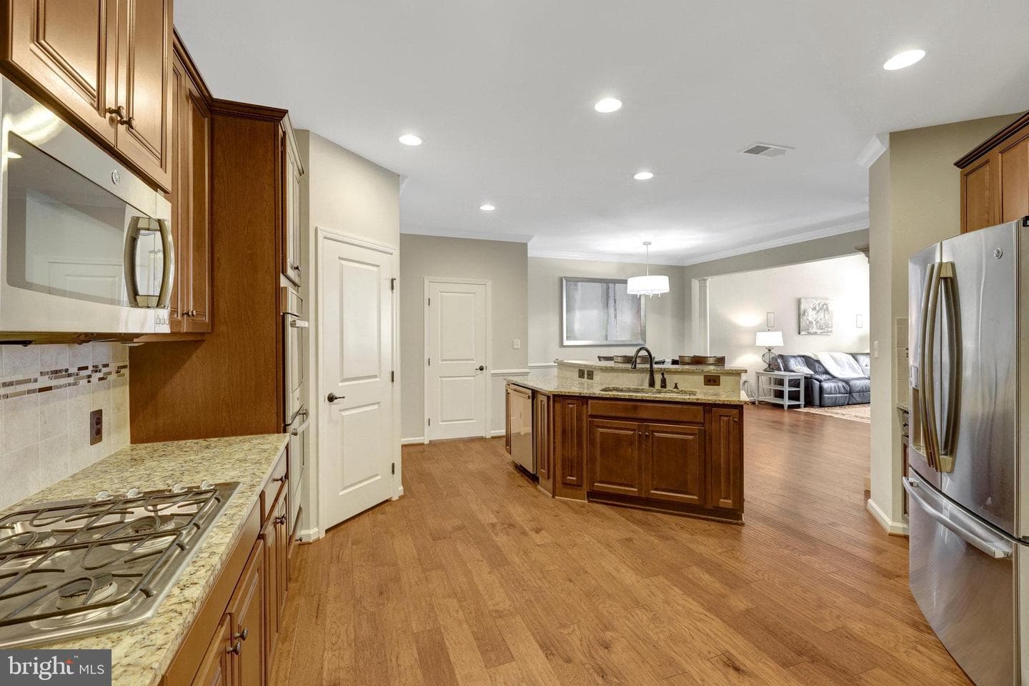 24859 Helms Terrace photo 15