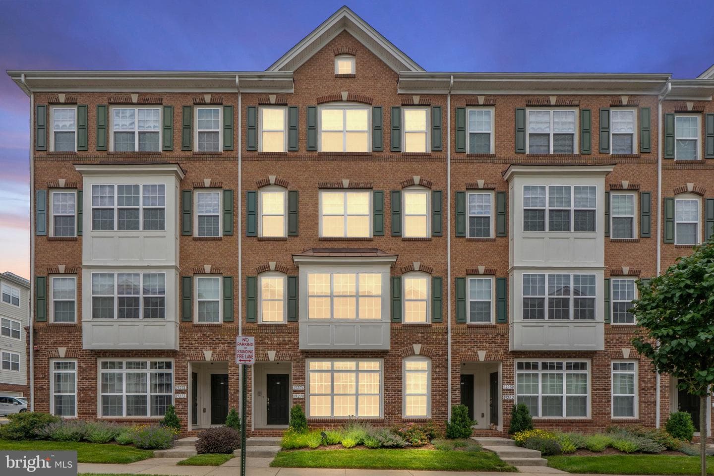 19278 Harlow Square photo 1