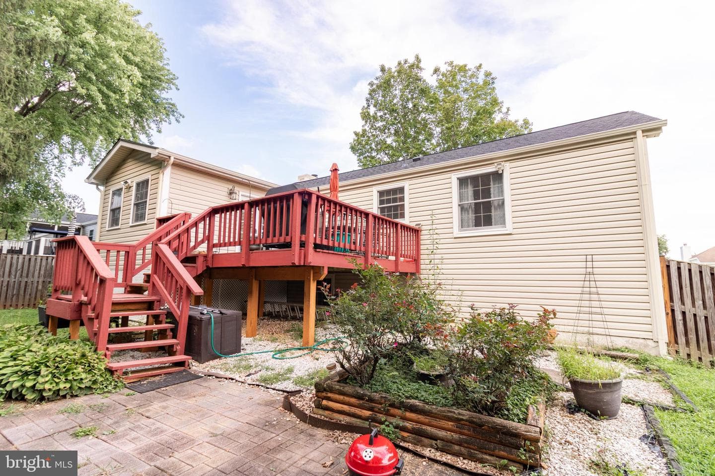 313 Samantha Drive photo 28
