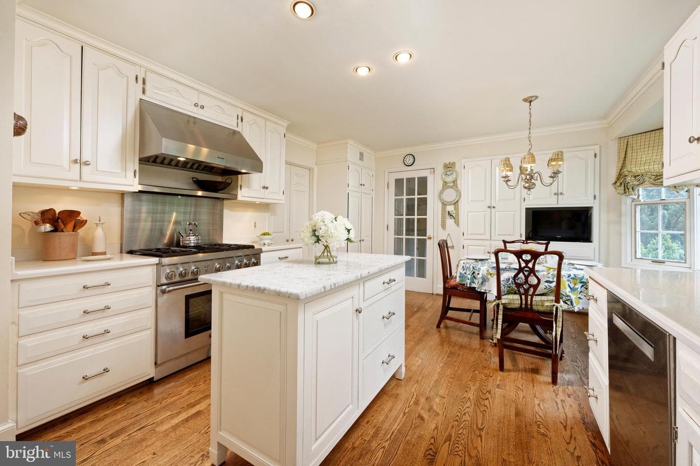 23358 Dover Road photo 12