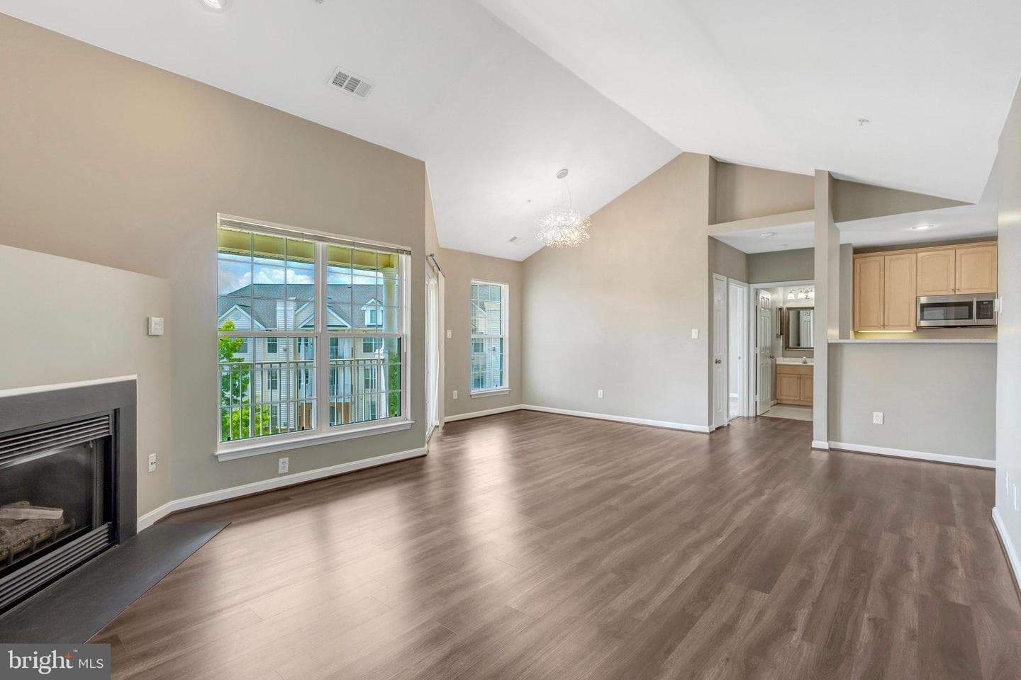 25280 Lake Shore Square #304 photo 10