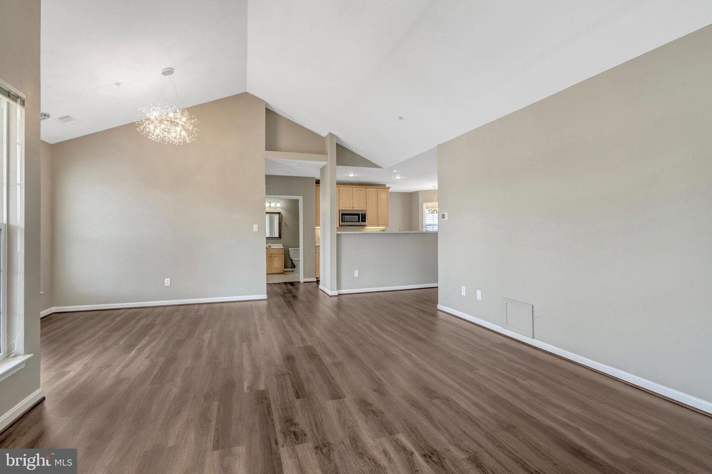 25280 Lake Shore Square #304 photo 11