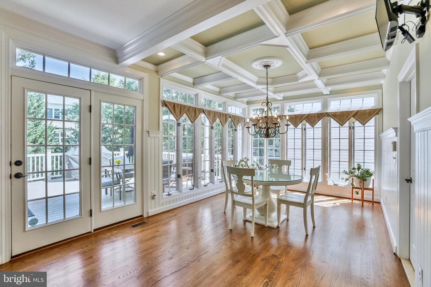 18301 Mid Ocean Place photo 18