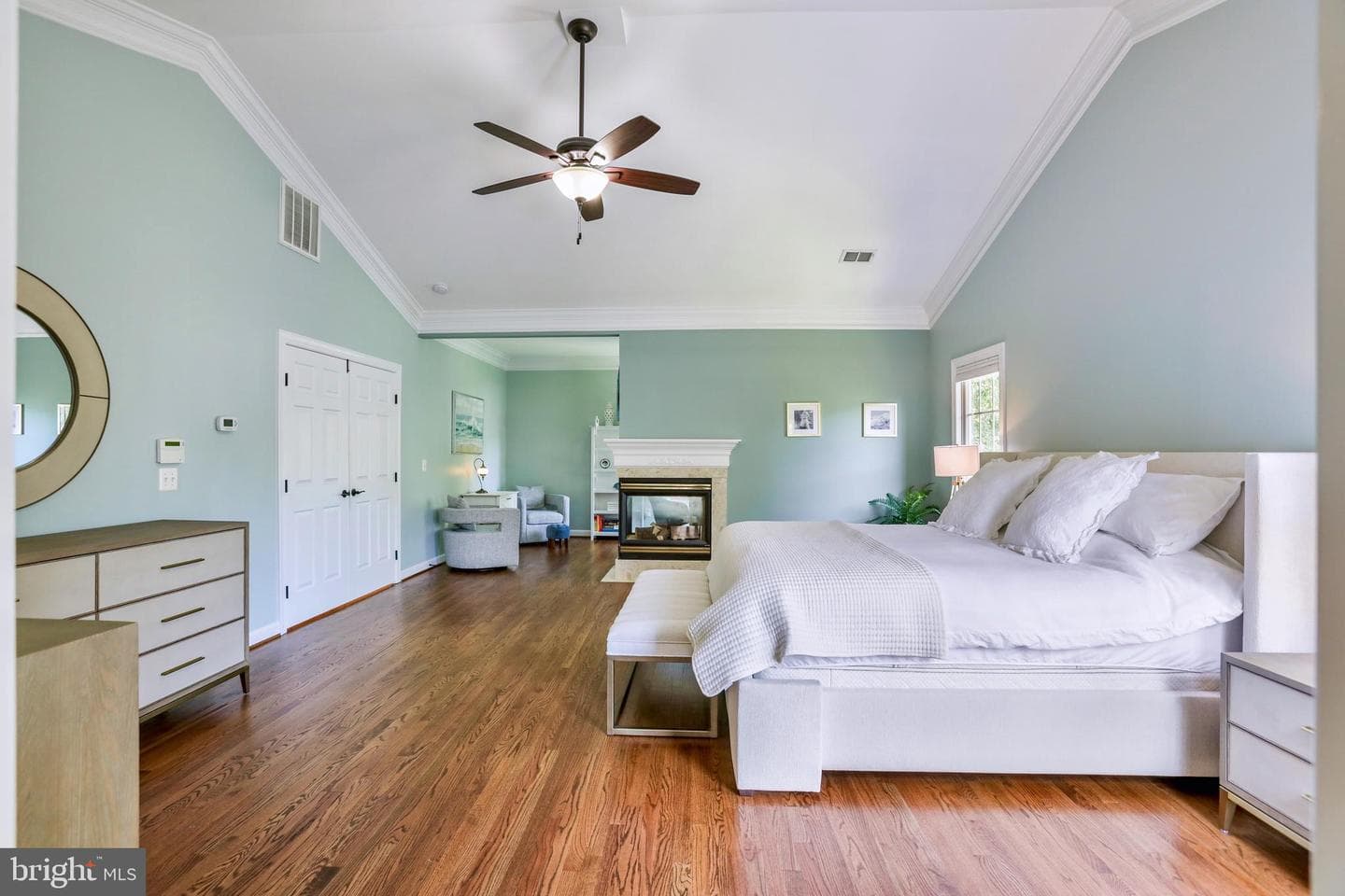 18301 Mid Ocean Place photo 24