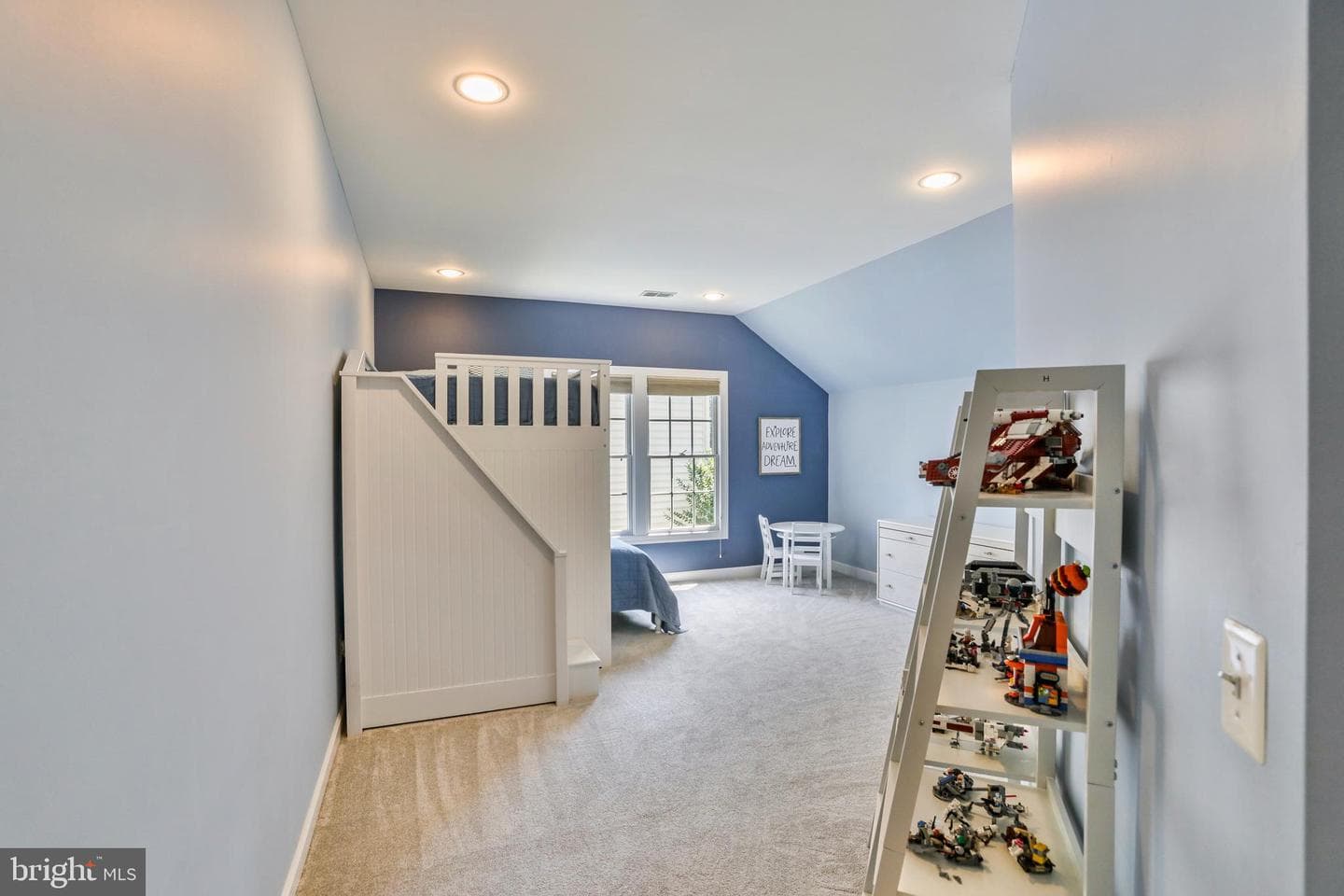 18301 Mid Ocean Place photo 35