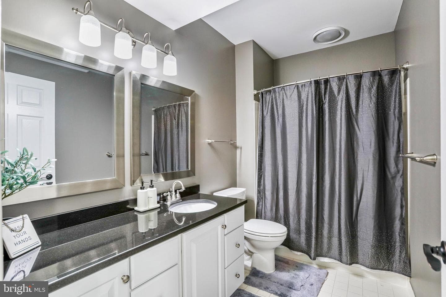 18301 Mid Ocean Place photo 44