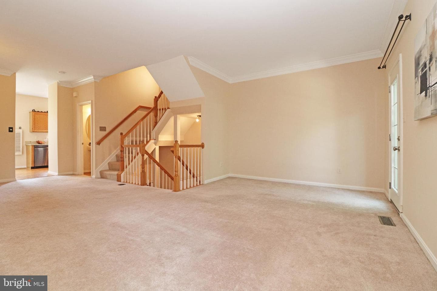 21929 Thompson Square photo 7