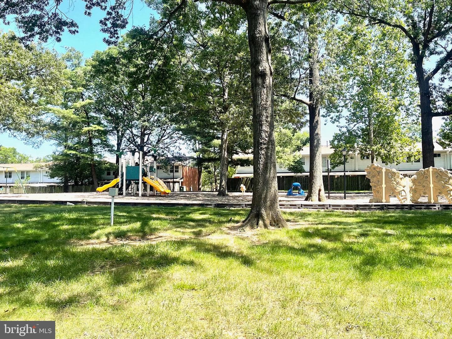 126 N Baylor Drive photo 32