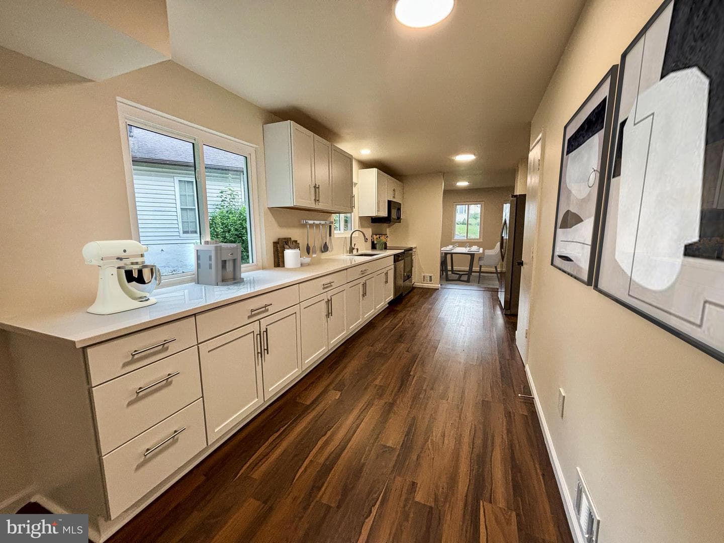 208 Keyes Court photo 11