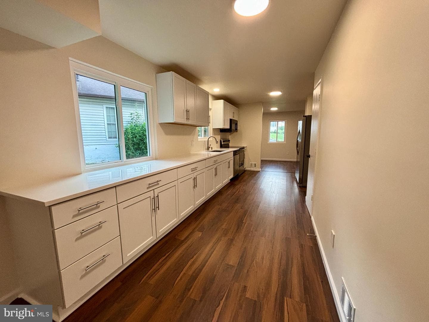 208 Keyes Court photo 12