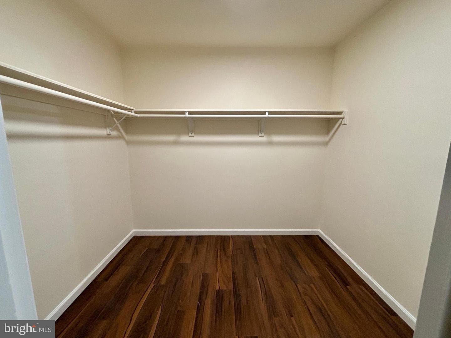 208 Keyes Court photo 25