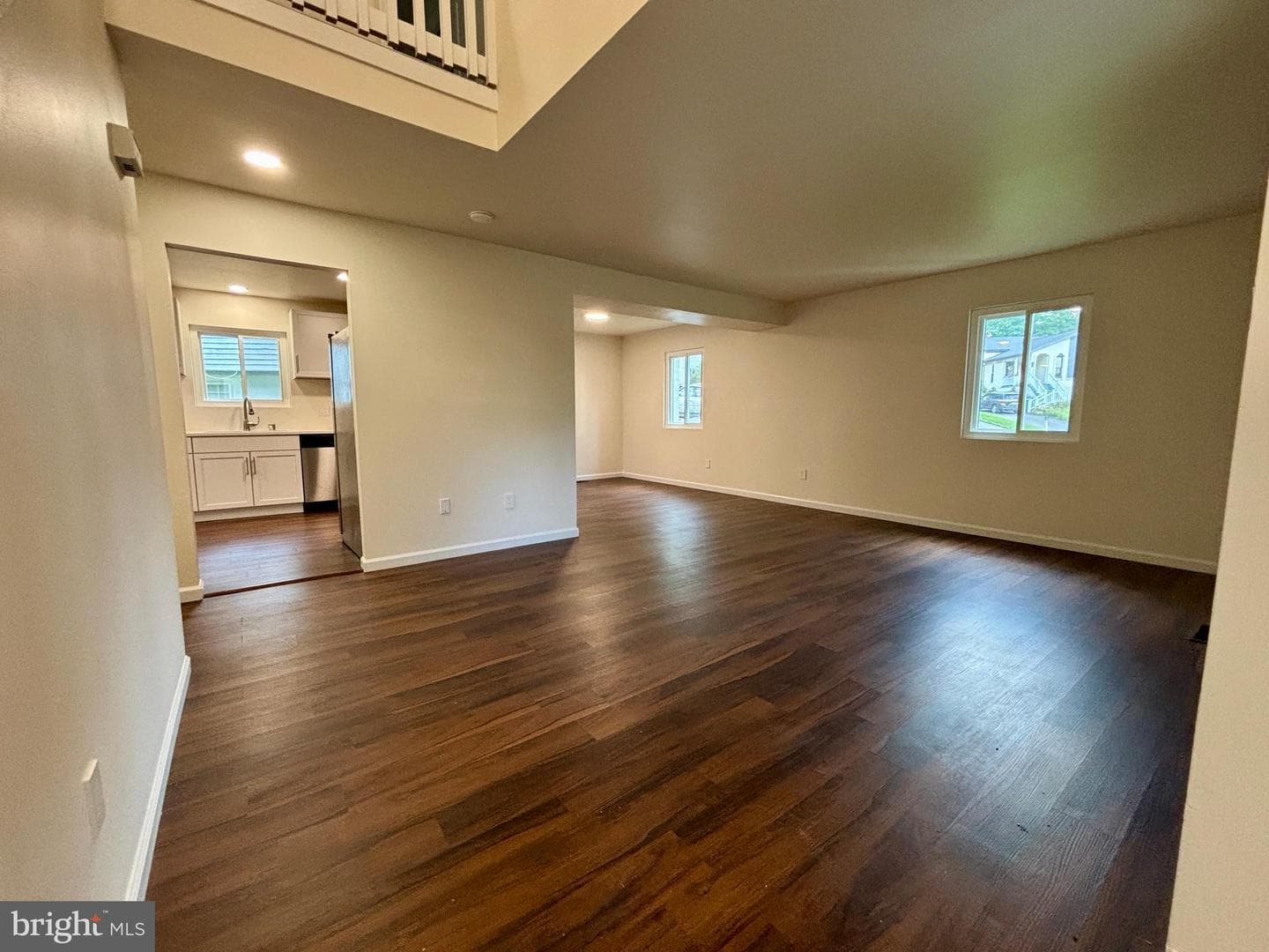 208 Keyes Court photo 4