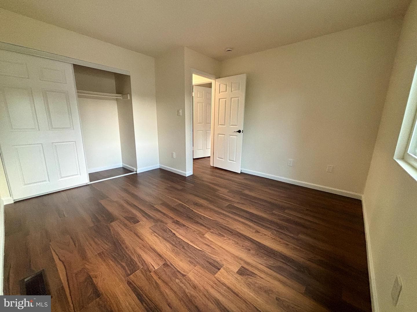 208 Keyes Court photo 41