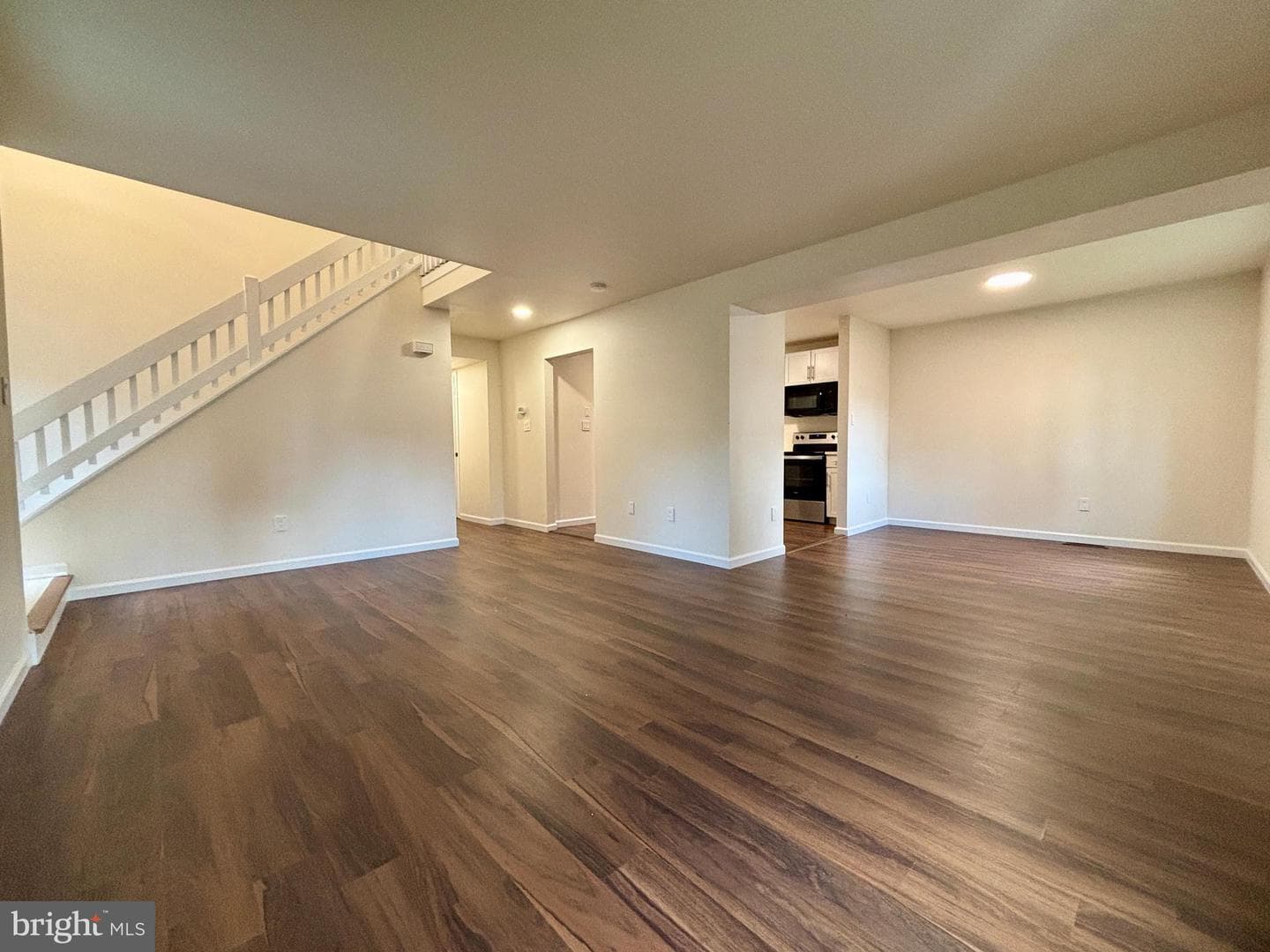 208 Keyes Court photo 6