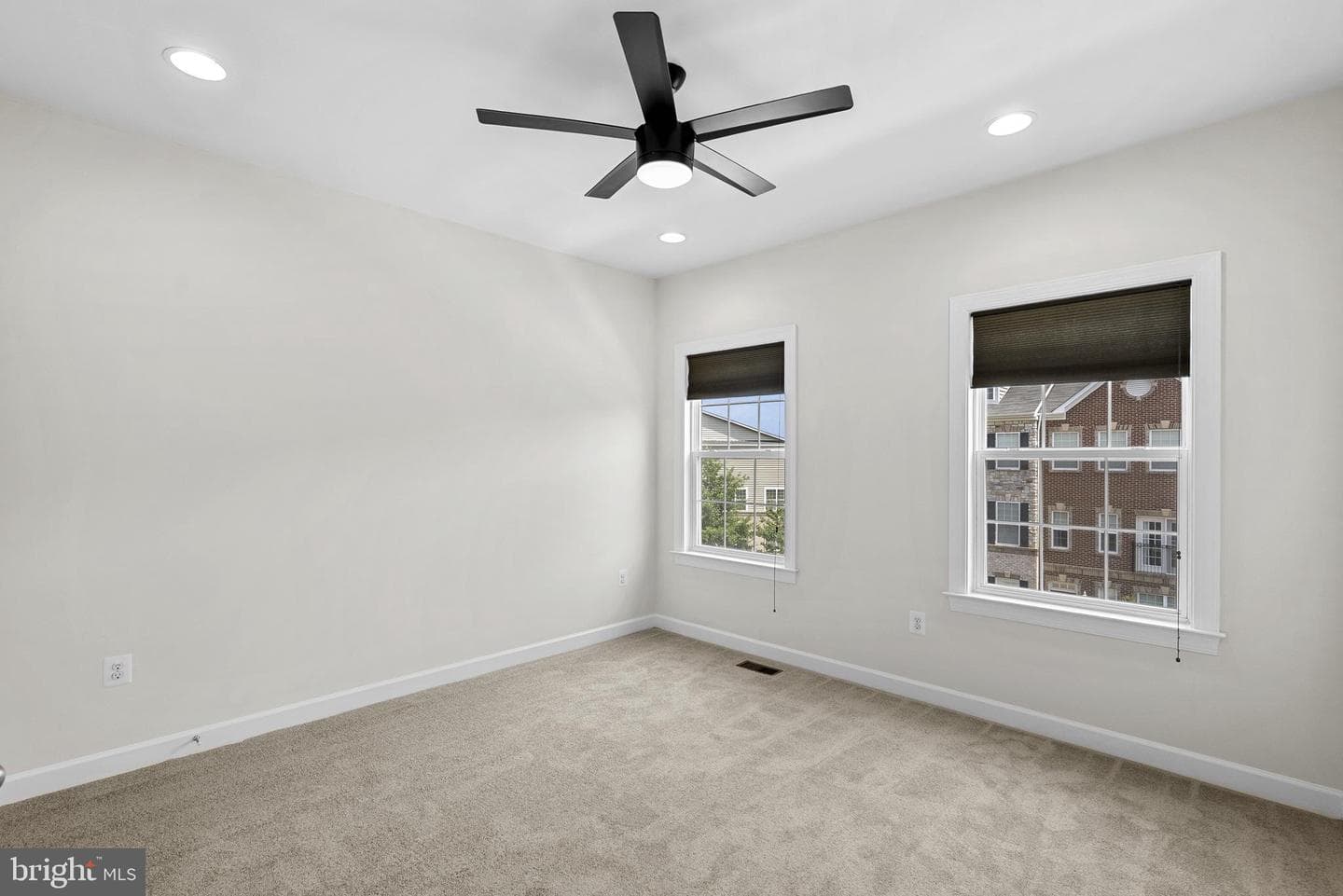 1543 Kinnaird Terrace NE photo 45