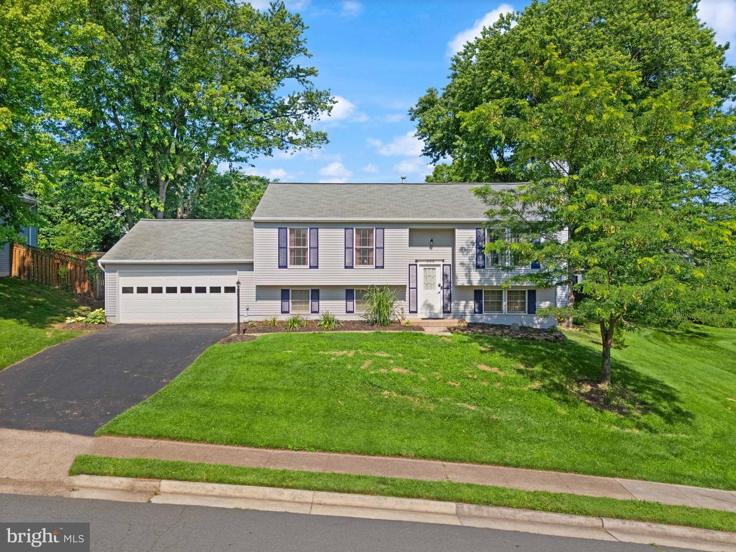 209 Rector Street photo 2