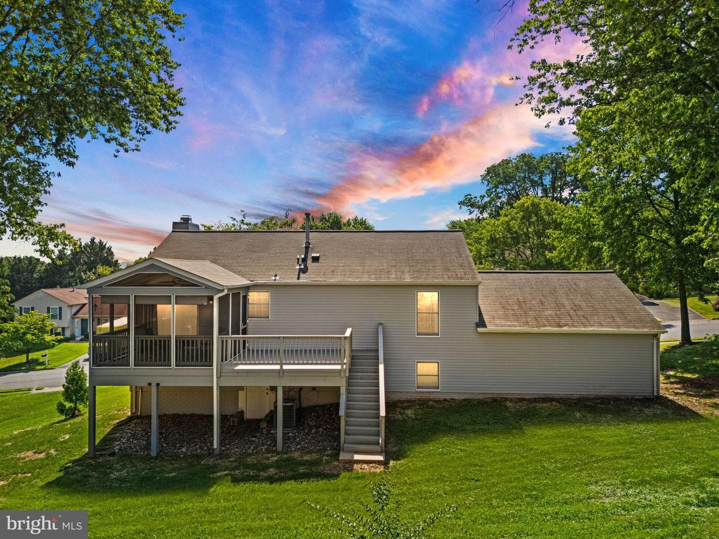 209 Rector Street photo 4