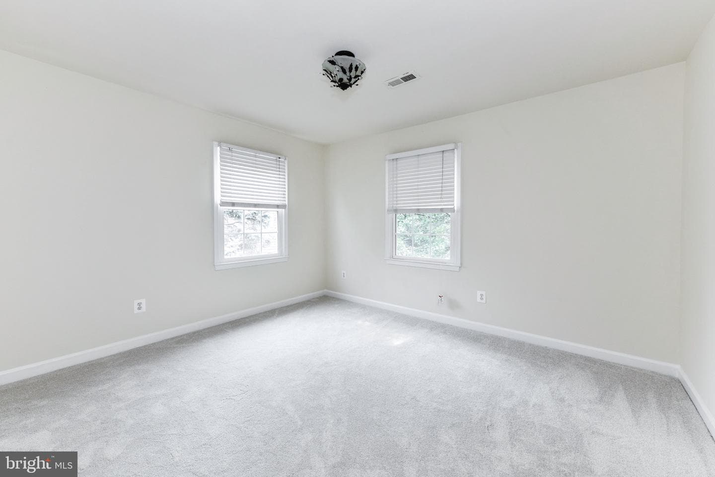 21316 Sweet Clover Place photo 31