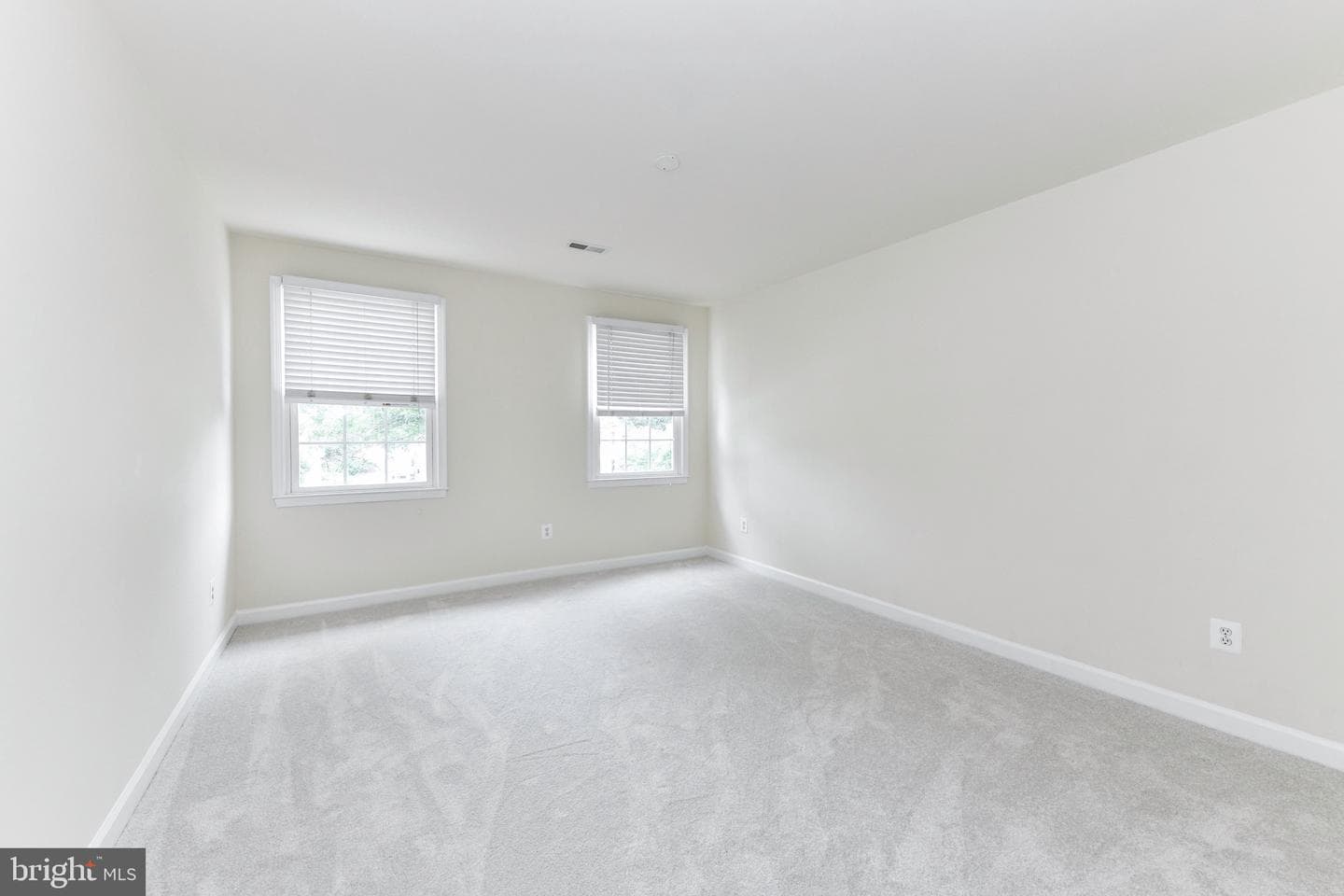 21316 Sweet Clover Place photo 33