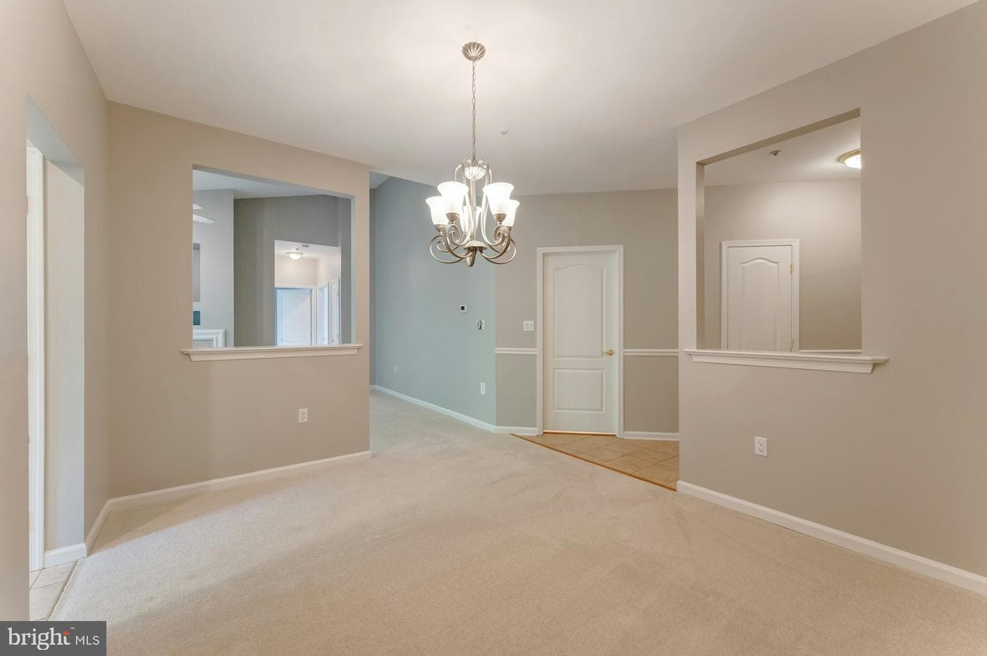 20933 Cedarpost Square #303 photo 3