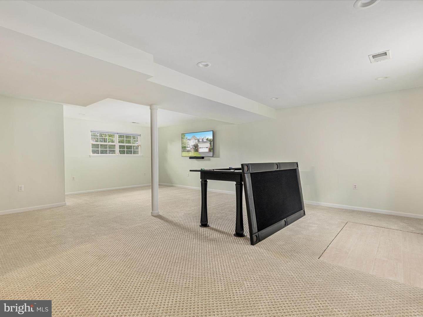 906 Santmyer Drive SE photo 30