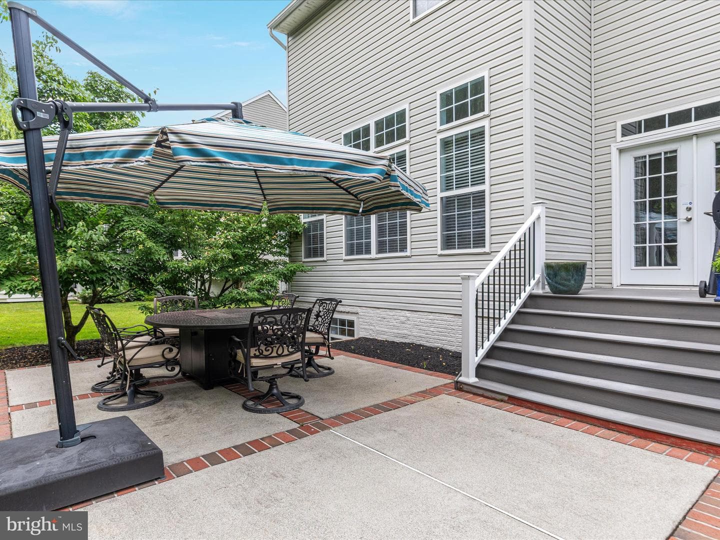 906 Santmyer Drive SE photo 35