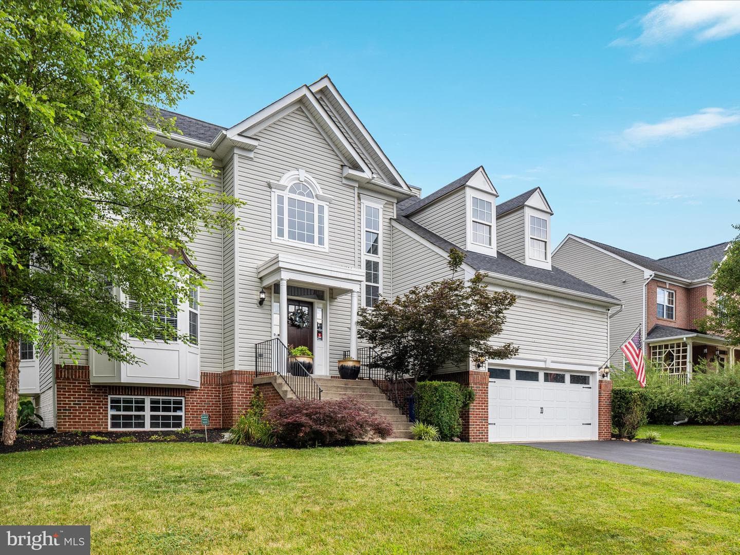 906 Santmyer Drive SE photo 40