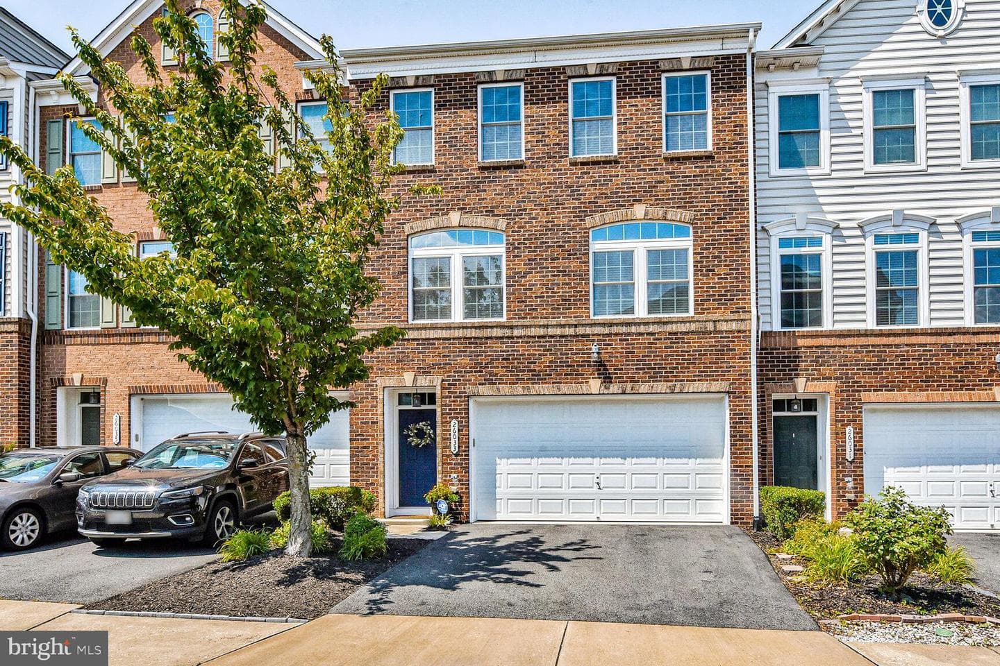26033 Huntwick Glen Square photo 1