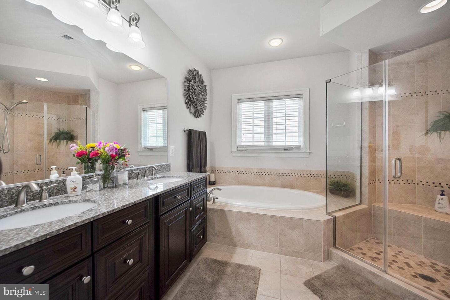 26033 Huntwick Glen Square photo 20