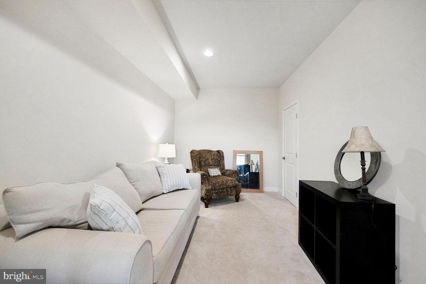 26033 Huntwick Glen Square photo 35