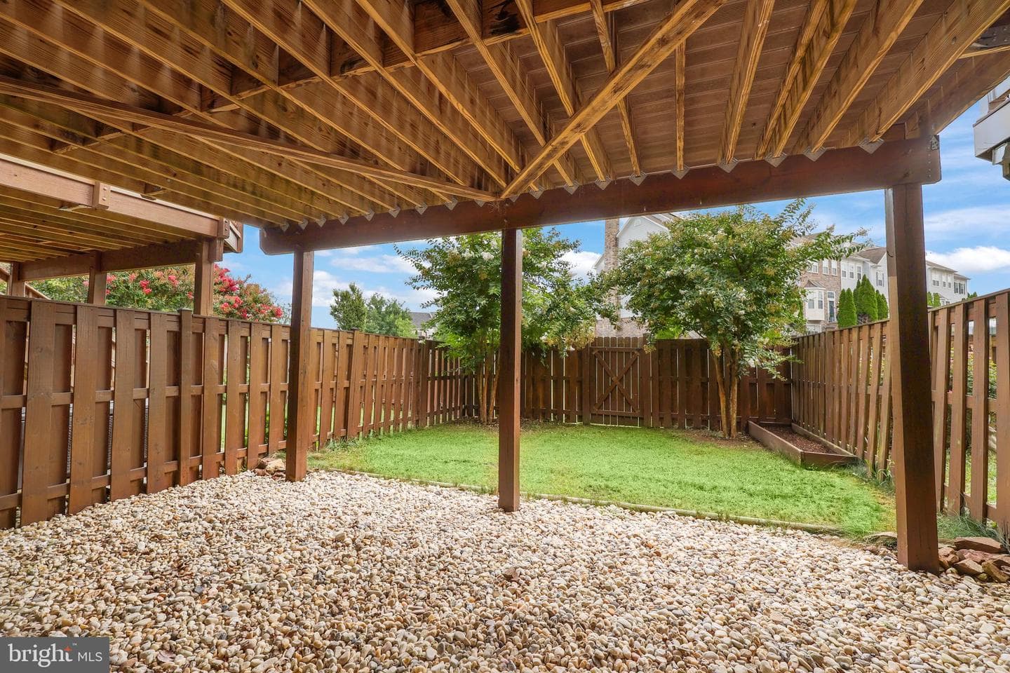 868 Stonefield Square NE photo 34