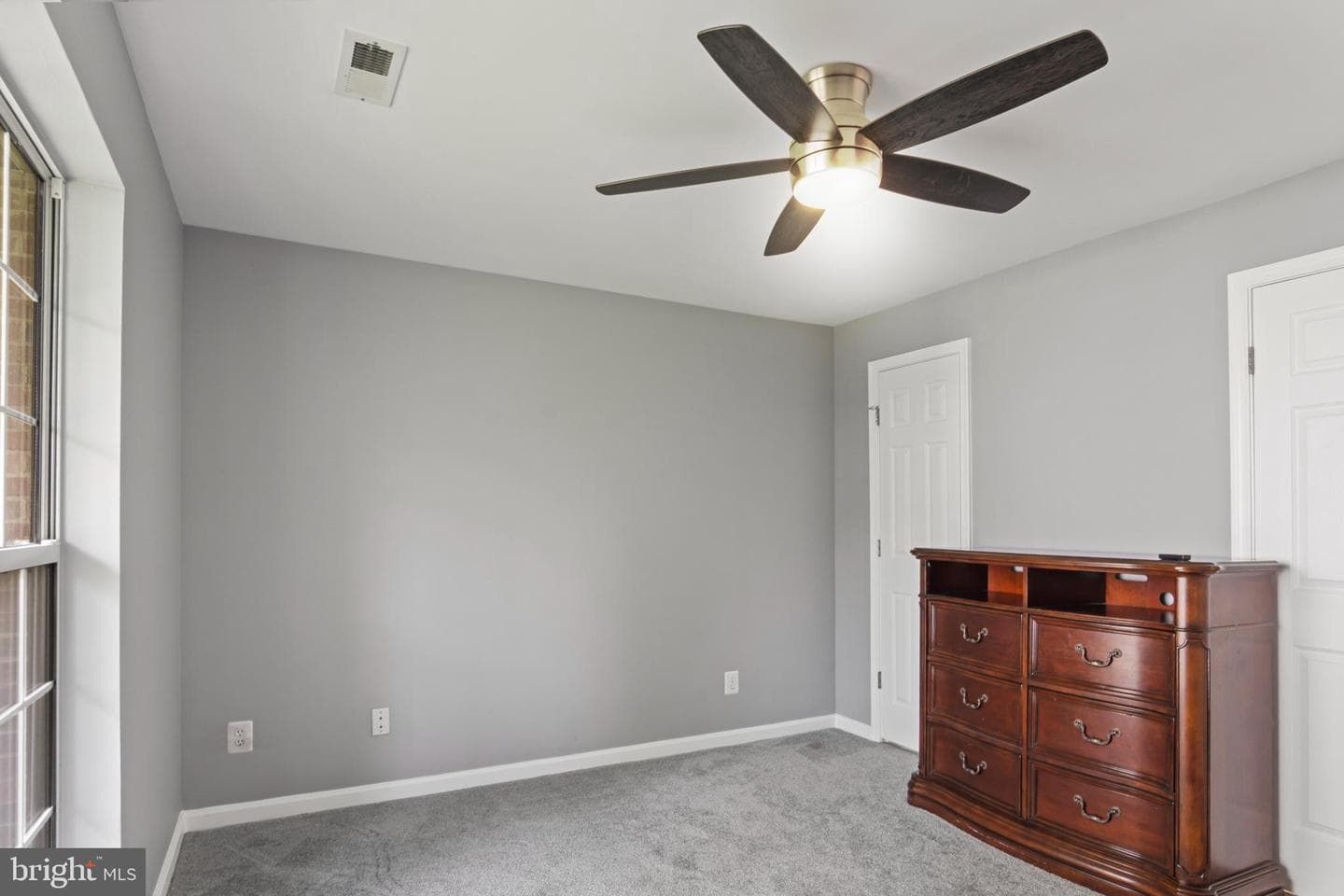 21845 Baldwin Square #201 photo 7