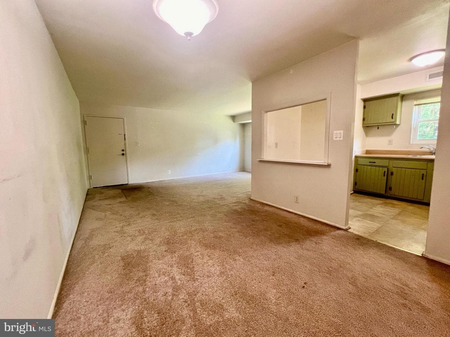 120 Washington Street NE #7 photo 3