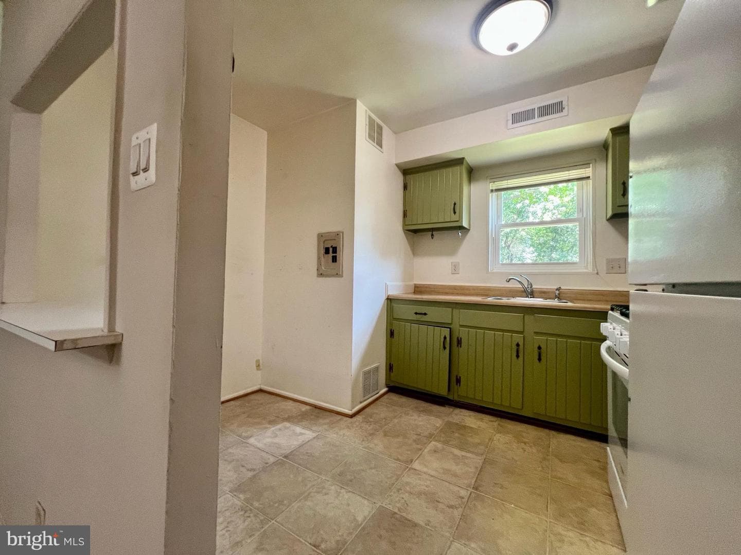 120 Washington Street NE #7 photo 5