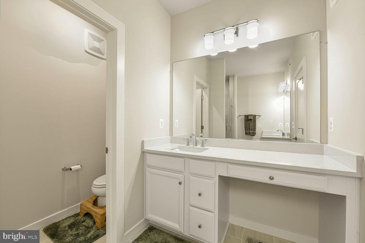 44486 Wolfhound Square photo 16