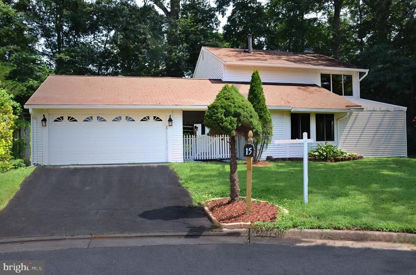15 Greenfield Ct photo 1