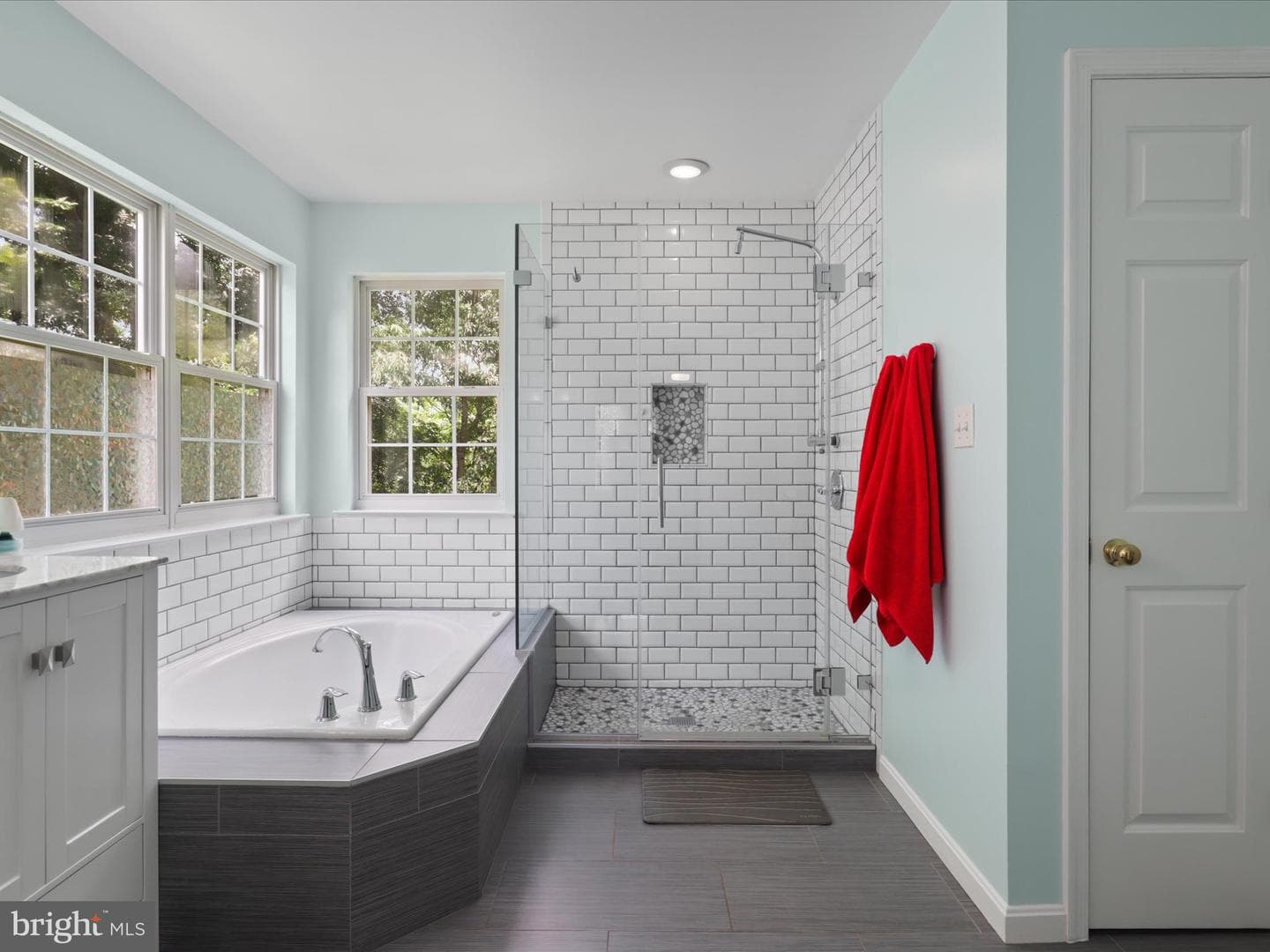 420 Heronwood Court photo 24
